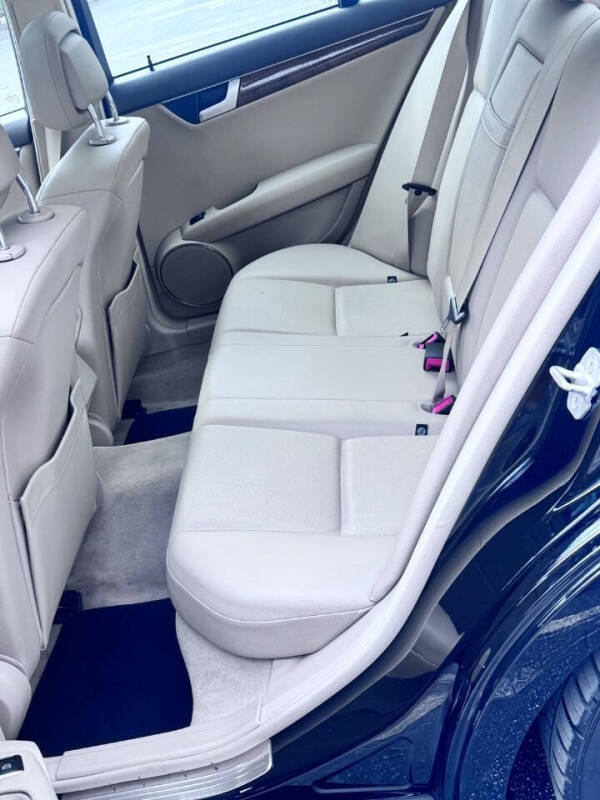 2012 Mercedes-Benz C-Class C 250 Luxury