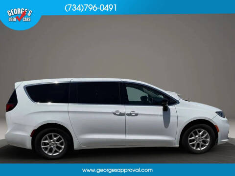 2024 Chrysler Pacifica Touring L