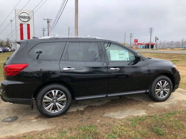 2019 Nissan Pathfinder S