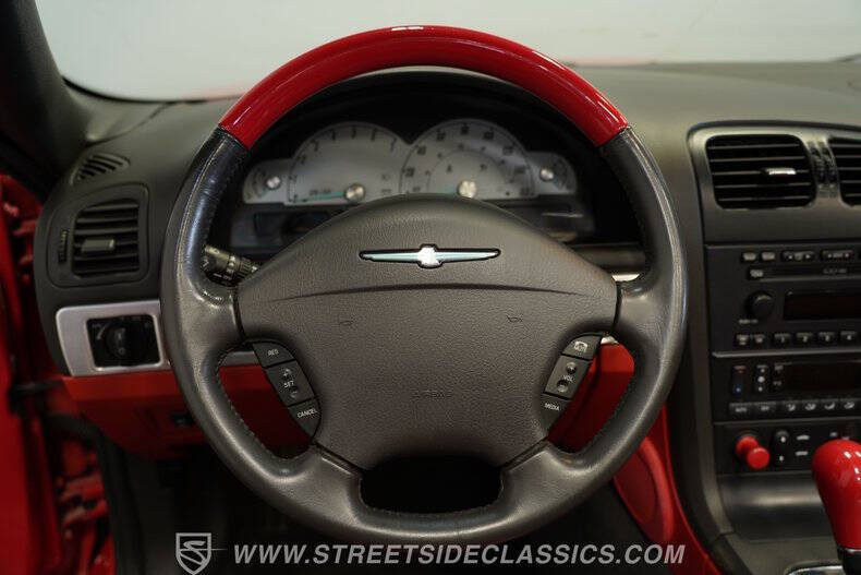 2002 Ford Thunderbird Deluxe