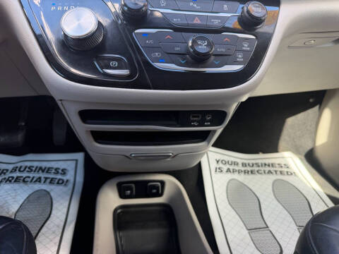 2018 Chrysler Pacifica Touring L