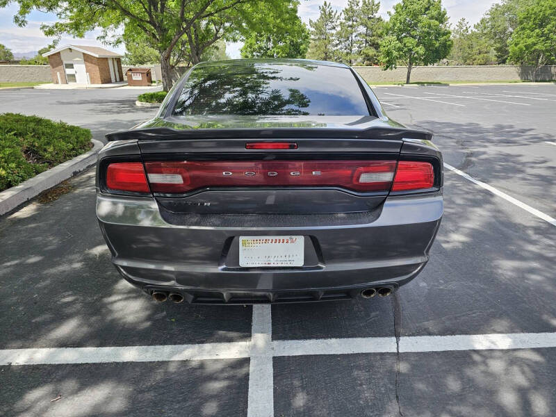 2013 Dodge Charger SE