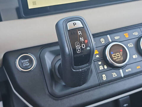 2020 Land Rover Defender 110 SE