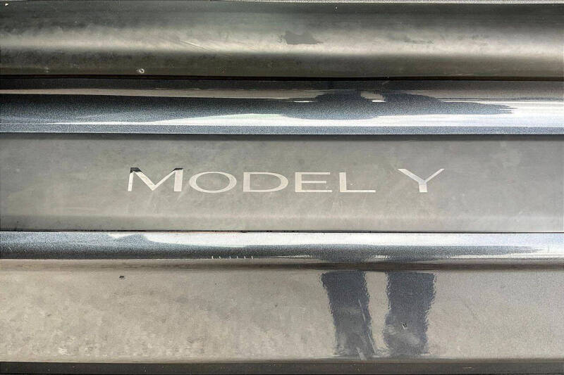 2021 Tesla Model Y Standard Range