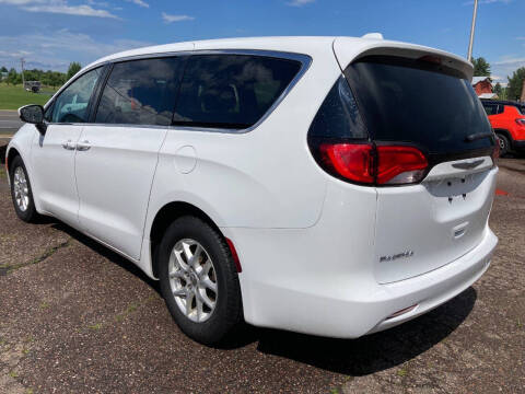 2017 Chrysler Pacifica Touring