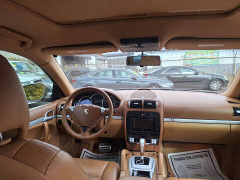 2004 Porsche Cayenne S