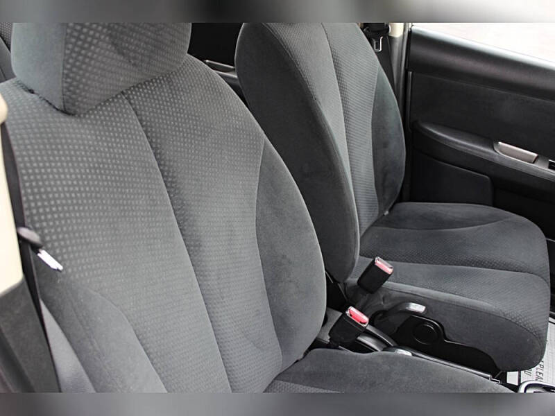 2012 Nissan Versa 1.8 S