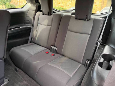 2020 Nissan Pathfinder S