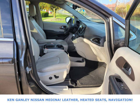 2019 Chrysler Pacifica Touring L Plus