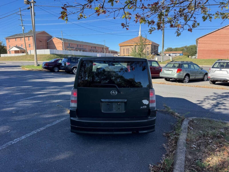 2005 Scion xB