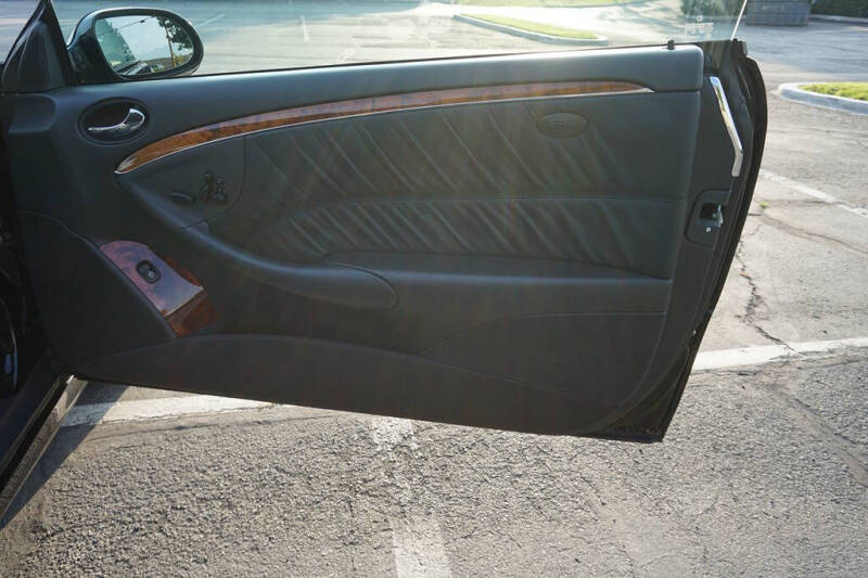 2005 Mercedes-Benz CLK CLK 320