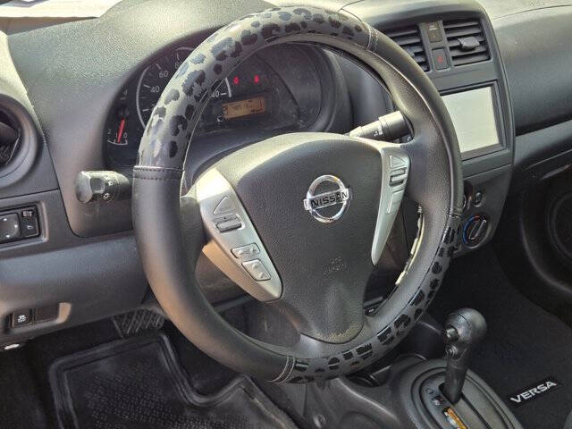 2019 Nissan Versa S Plus