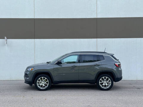 2023 Jeep Compass Latitude Lux