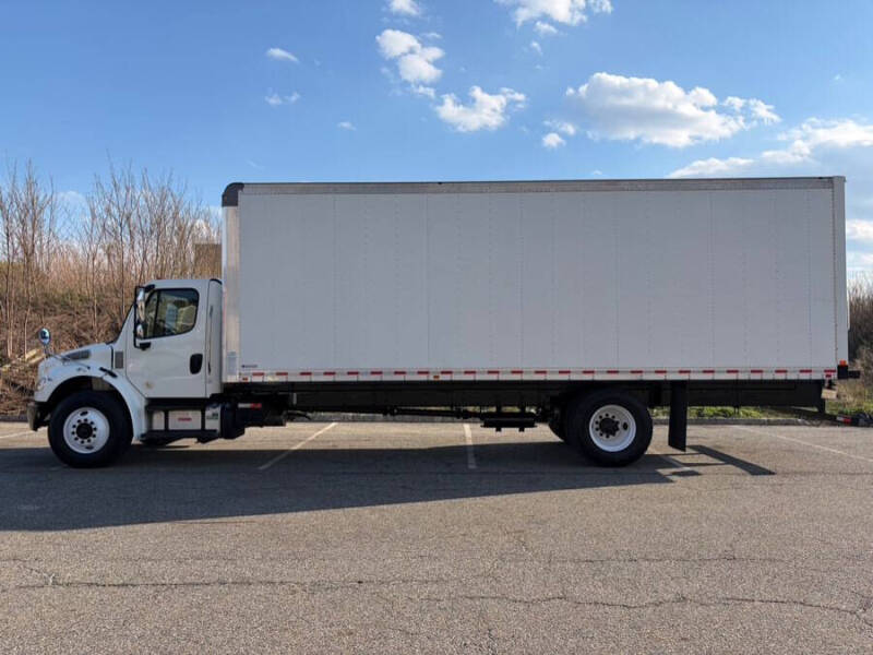 2020 Freightliner M2 106