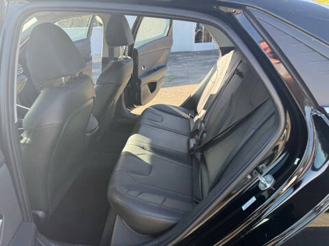 2023 Hyundai Elantra