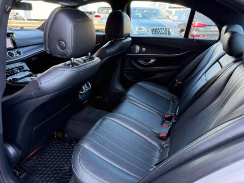 2017 Mercedes-Benz E-Class E 300 4MATIC