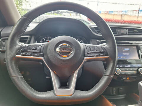 2017 Nissan Rogue SL