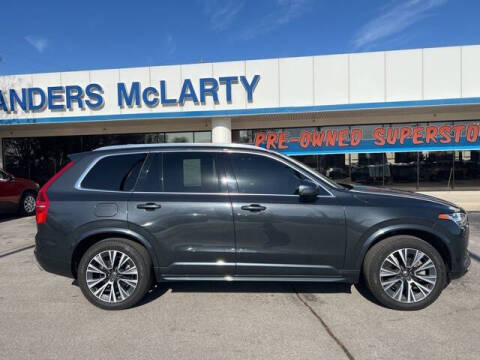 2021 Volvo XC90 T6 Momentum 7-Passenger