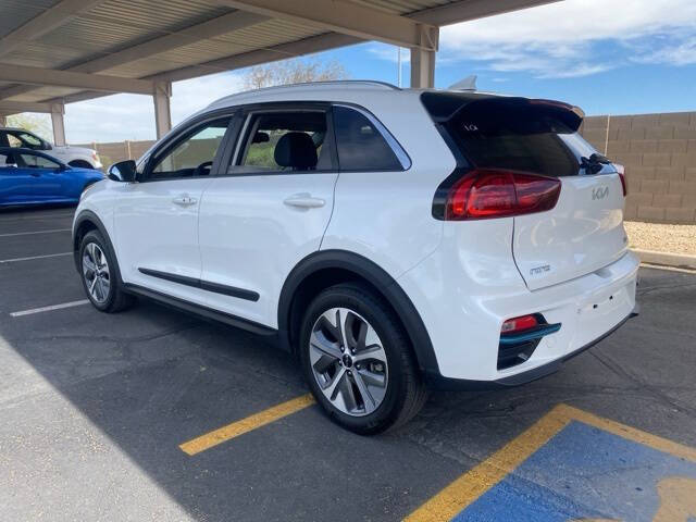 Used 2022 Kia Niro EX Premium with VIN KNDCE3LG5N5138071 for sale in Peoria, AZ