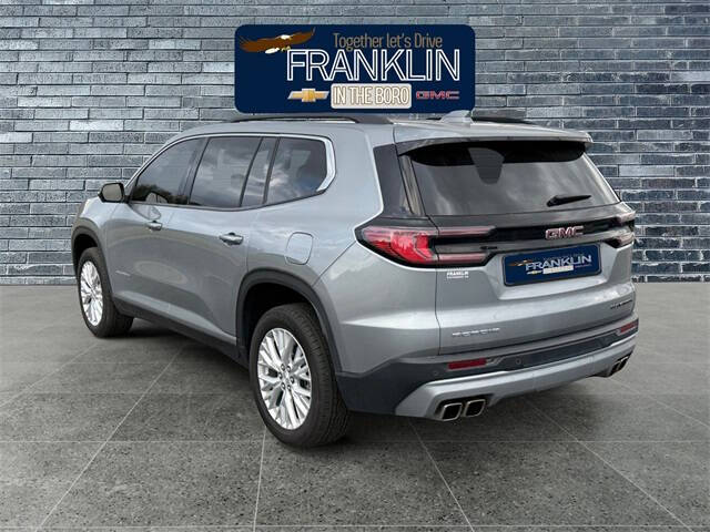 2024 GMC Acadia Elevation