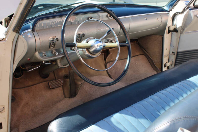 1952 Lincoln Capri
