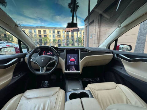 2017 Tesla Model X 75D