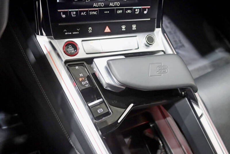 2022 Audi e-tron S quattro Prestige