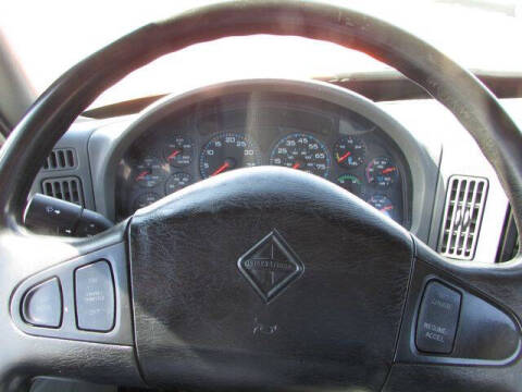 2004 International WorkStar 7300