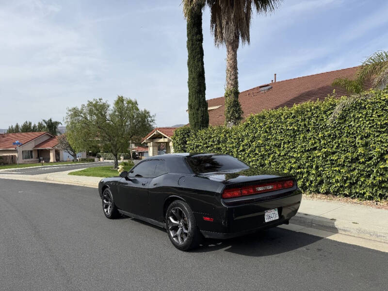 2010 Dodge Challenger SE