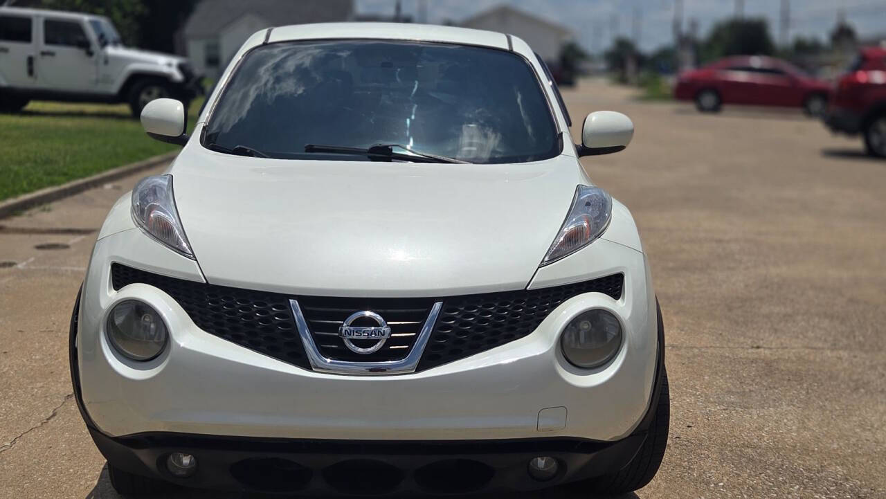 White 2012 Nissan JUKE S AWD S 4dr Crossover 2