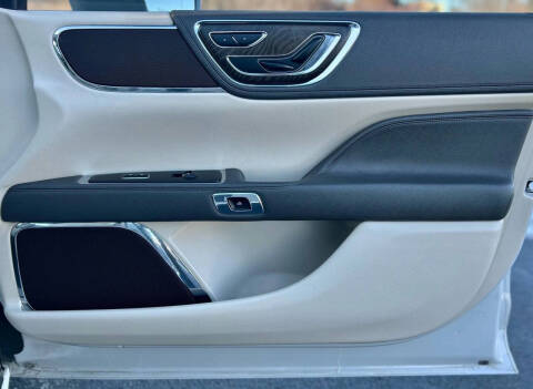 2020 Lincoln Continental Standard