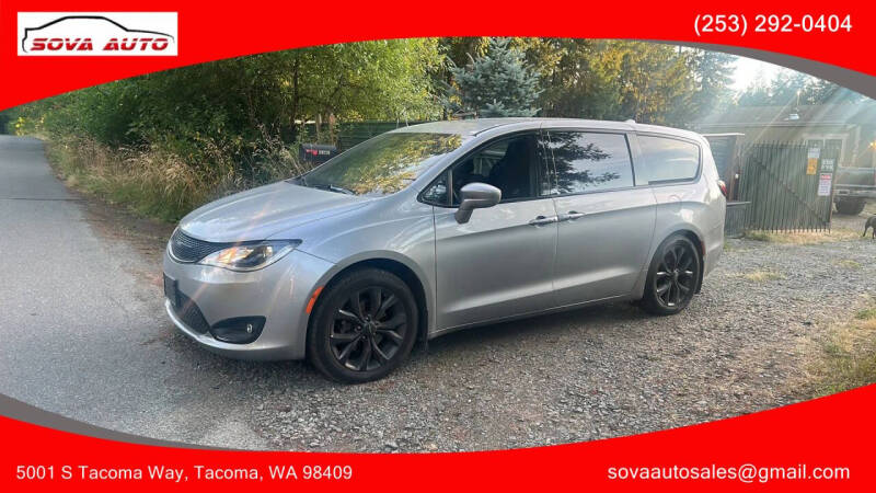 2018 Chrysler Pacifica Touring Plus
