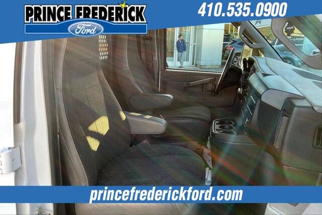 2024 Chevrolet Express 2500