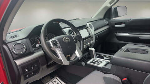 2016 Toyota Tundra SR5