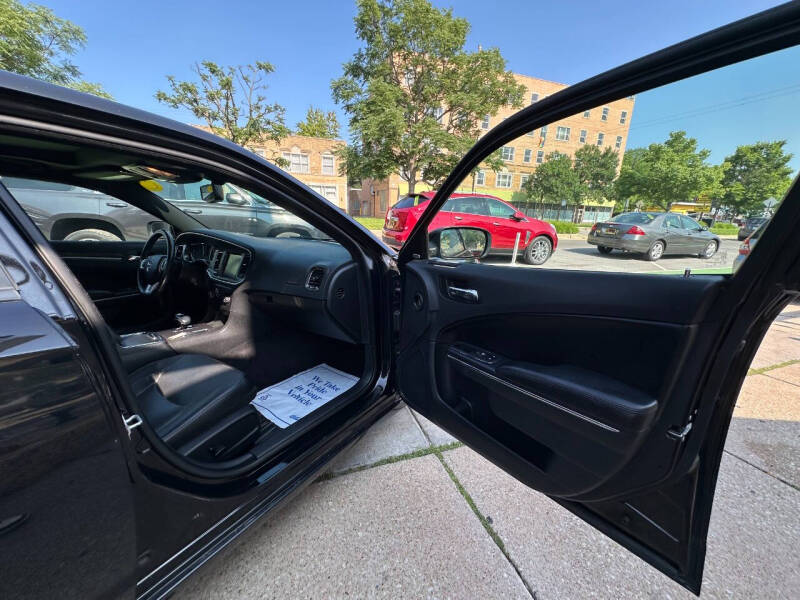 2013 Dodge Charger SXT Plus