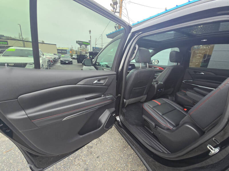 2024 Chevrolet Traverse RS