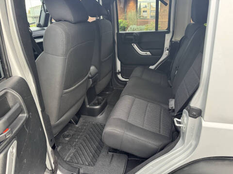 2011 Jeep Wrangler Unlimited Sahara