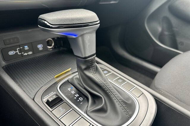 2026 Hyundai Kona SE