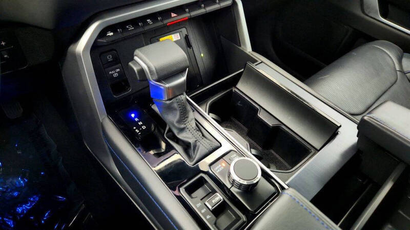 2024 Toyota Sequoia Platinum