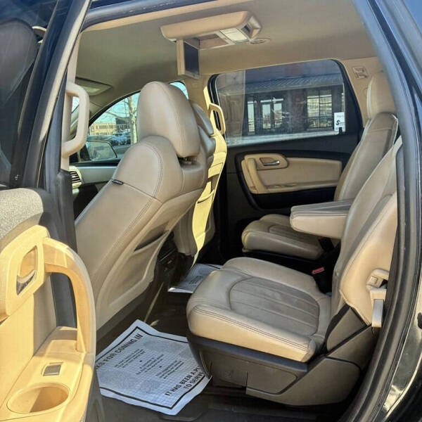 2012 Chevrolet Traverse LTZ