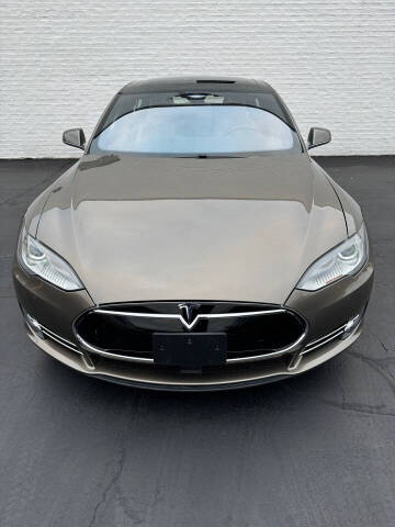 2015 Tesla Model S 85D