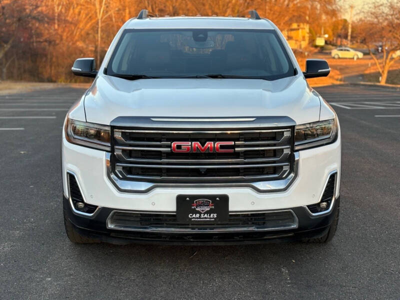 2023 GMC Acadia AT4