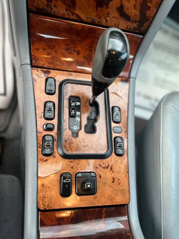 2001 Mercedes-Benz E-Class E 320