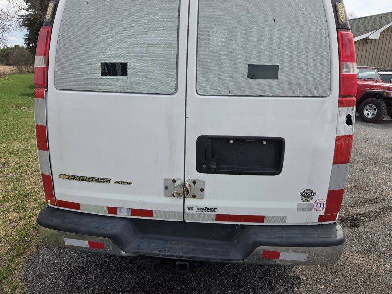 2017 Chevrolet Express 2500