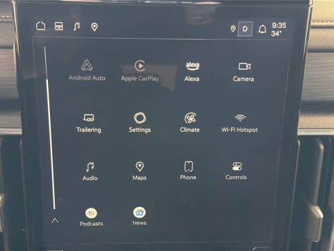 2025 GMC Acadia Elevation