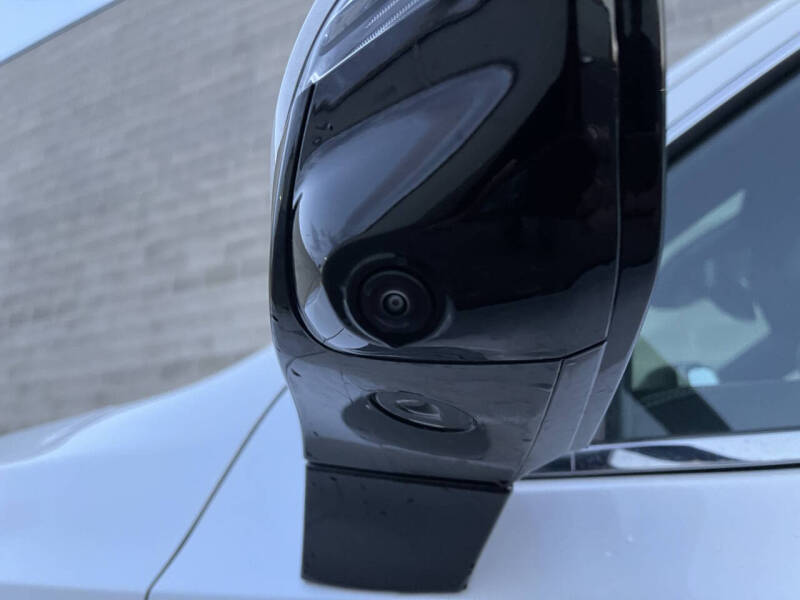 2025 Cadillac Escalade Luxury