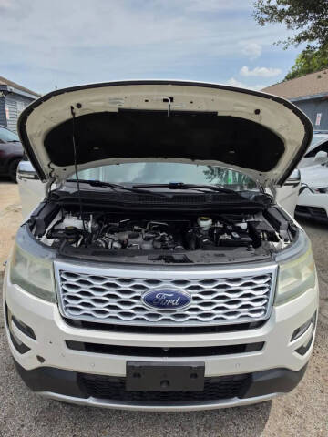 2016 Ford Explorer Platinum