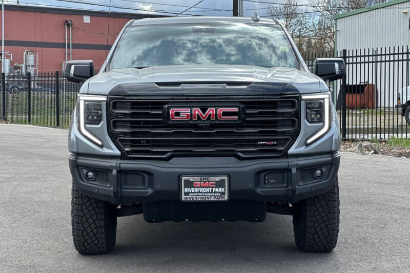 2024 GMC Sierra 1500 AT4X