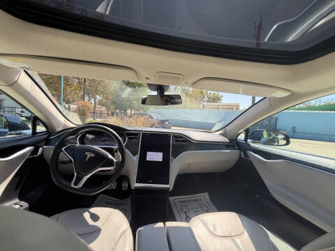 2013 Tesla Model S Performance