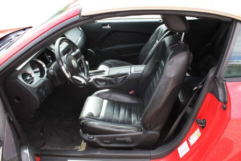 2010 Ford Mustang V6